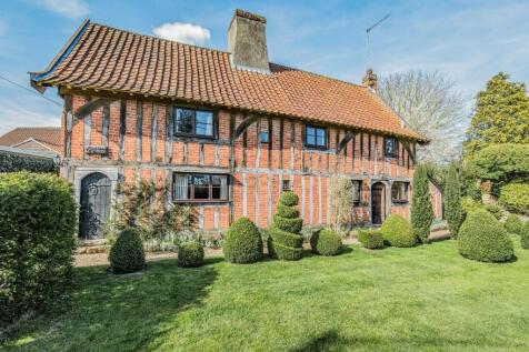 Magnificent 15th Century Home with 2... 4 bed detached house for sale