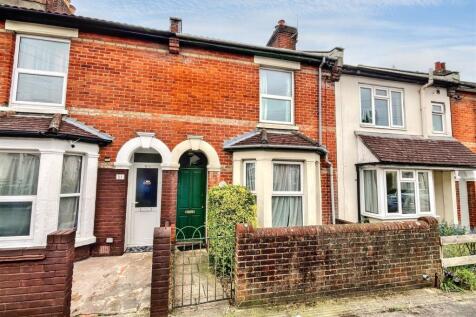 Highfield 2 bed terraced house for sale