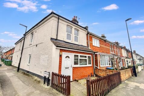 Shirley 4 bed house for sale