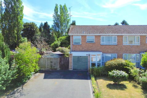 3 bedroom semi-detached house for sale