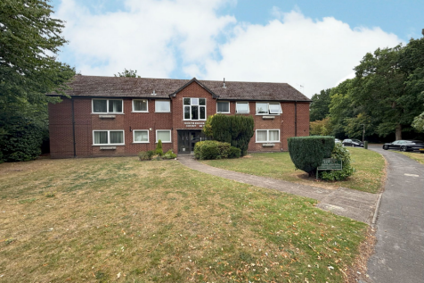 Northbrook Court, Northbrook Road... 1 bed flat for sale
