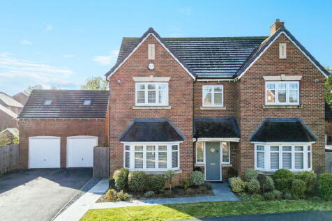 5 bedroom detached house for sale