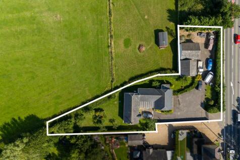 Bicester Road, Kingswood HP18 4 bed detached bungalow for sale