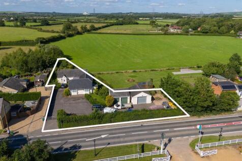 4 bedroom detached bungalow for sale