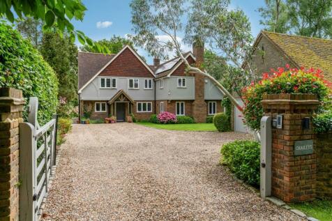 5 bedroom detached house for sale