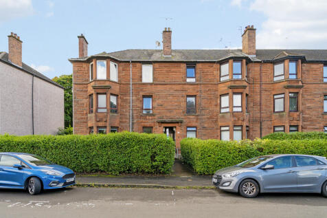 2 bedroom ground floor flat for sale