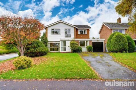 The Holloway, Droitwich... 4 bed detached house for sale