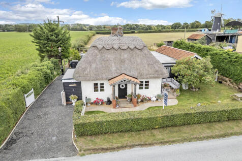 Thurston Road, Bury St. Edmunds IP31 4 bed detached bungalow for sale