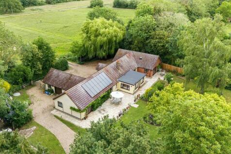The Common, Eye IP23 5 bed detached house for sale