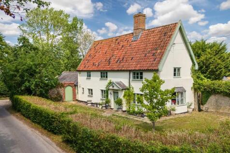 Earls Green Road, Stowmarket IP14 4 bed detached house for sale