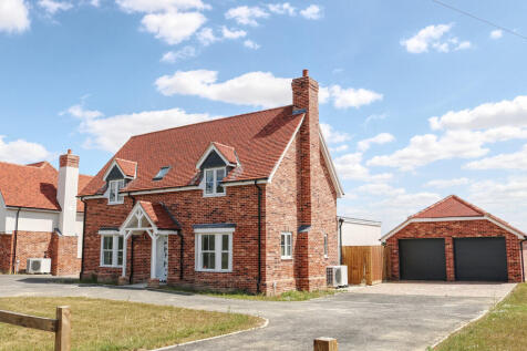 Old School Corner, Ipswich IP7 4 bed detached house for sale
