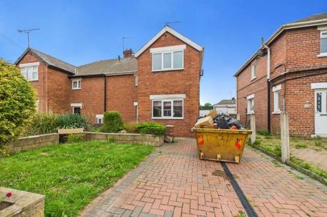 Westfield Avenue, Knottingley 3 bed semi