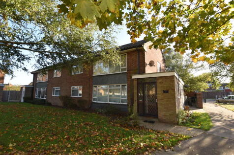 2 bedroom maisonette for sale