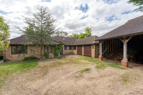 Giffords Lane, Newmarket CB8 4 bed detached house for sale