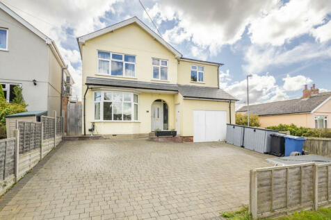 5 bedroom detached house for sale