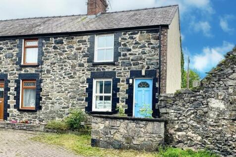Owens Terrace, Llanrwst 2 bed house for sale