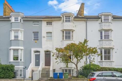 Lyndhurst Way, Peckham Rye, London, SE15 5 bed terraced house for sale