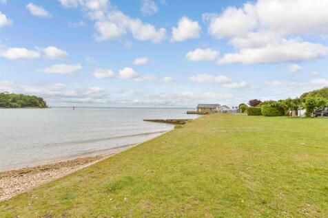 2 bedroom detached house for sale