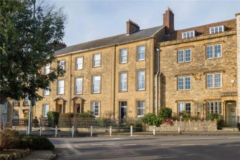 Greenhill, Sherborne, DT9 2 bed apartment for sale