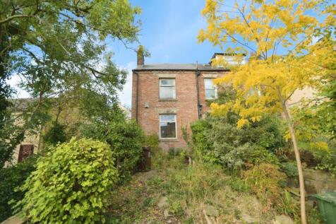 2 bedroom semi-detached house for sale