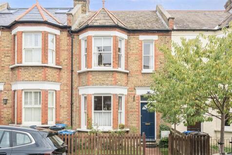 Trewince Road, Raynes Park, SW20 2 bed house for sale