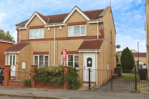 2 bedroom semi-detached house for sale