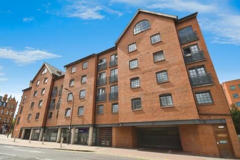 1 bedroom flat for sale