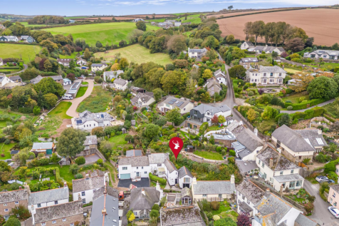 Brook Street, Slapton, Kingsbridge 3 bed semi
