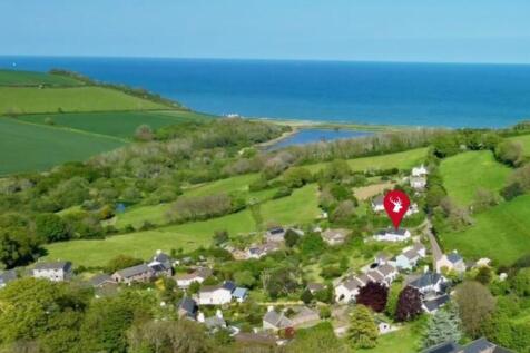 Beeson, Kingsbridge 3 bed detached house for sale