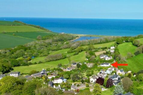 Beeson, Kingsbridge 3 bed detached house for sale