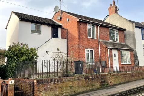 Buckwell, Wellington 2 bed apartment for sale