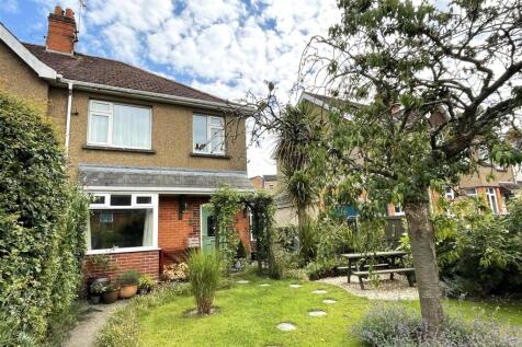 Station Road, Hemyock 3 bed terraced house for sale