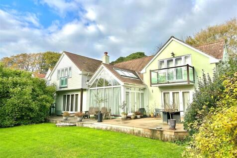 Raleigh Park, Barnstaple 4 bed detached house for sale