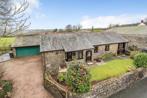 Bratton Fleming, Barnstaple 4 bed detached house for sale