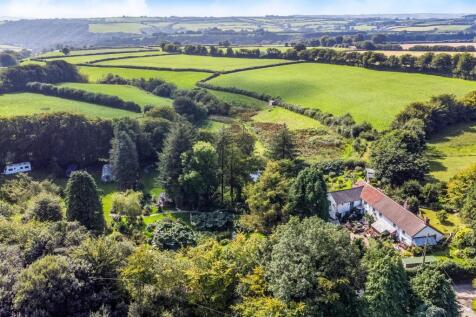 Bratton Fleming, Barnstaple 6 bed detached house for sale