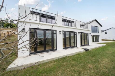 Bishops Tawton 4 bed detached house for sale