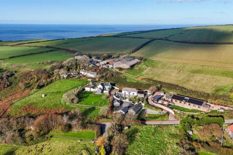 Lee Bay 8 bed detached house for sale