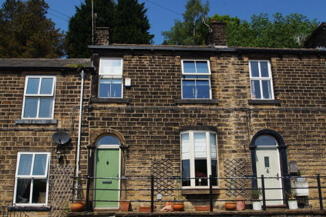 Shaw Hall Bank Road, Greenfield OL3 3 bed terraced house for sale