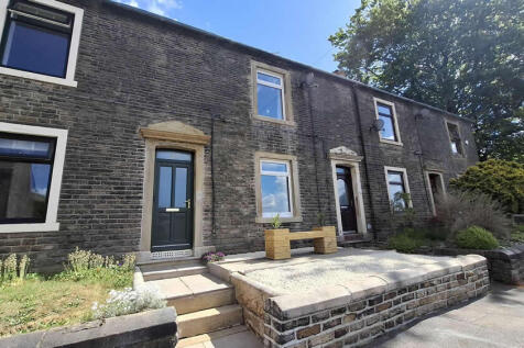Huddersfield Road, Denshaw OL3 2 bed terraced house for sale