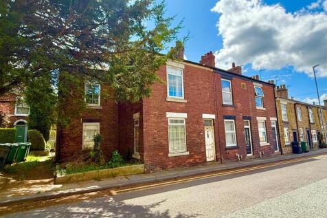 Hurdsfield Road, Macclesfield 2 bed end of terrace house for sale
