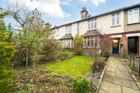 4 bedroom terraced house for sale