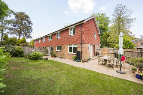 Sandown Park, Tunbridge Wells 4 bed semi