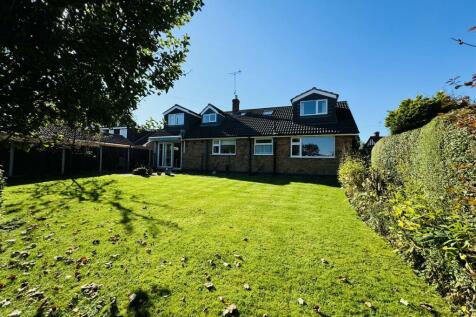 Kirklington Road, Southwell 4 bed detached bungalow for sale