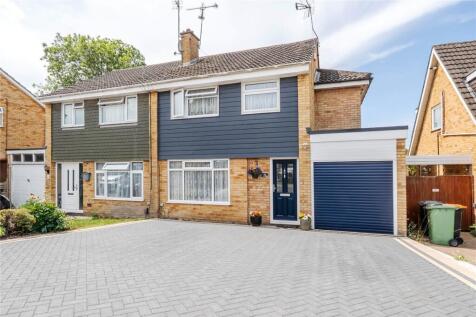 Apollo Close, Bedfordshire LU5 4 bed semi
