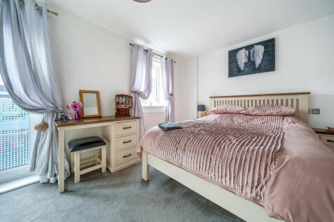 Whistle Road, Bristol BS16 4 bed end of terrace house for sale