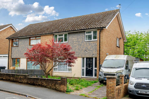 Whitefield Avenue, Bristol BS5 3 bed semi