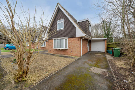 Edendale Road, Gloucestershire GL51 3 bed detached house for sale