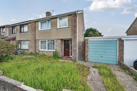 Barrowfield Road, Gloucestershire GL5 3 bed semi