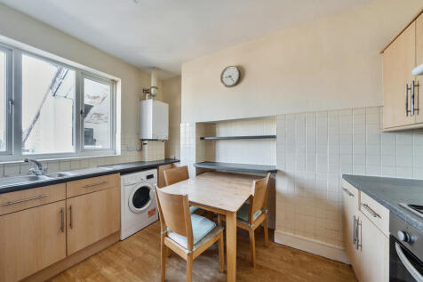 Kingsbury Road, London NW9 1 bed apartment for sale