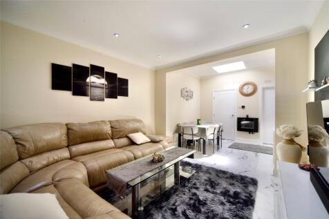 Queensbury Road, London NW9 5 bed end of terrace house for sale